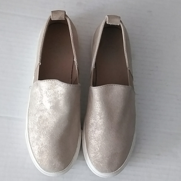 Gap Size 8.5 Slip On Loafers Shoes Sneakers Canvas - Picture 1 of 4